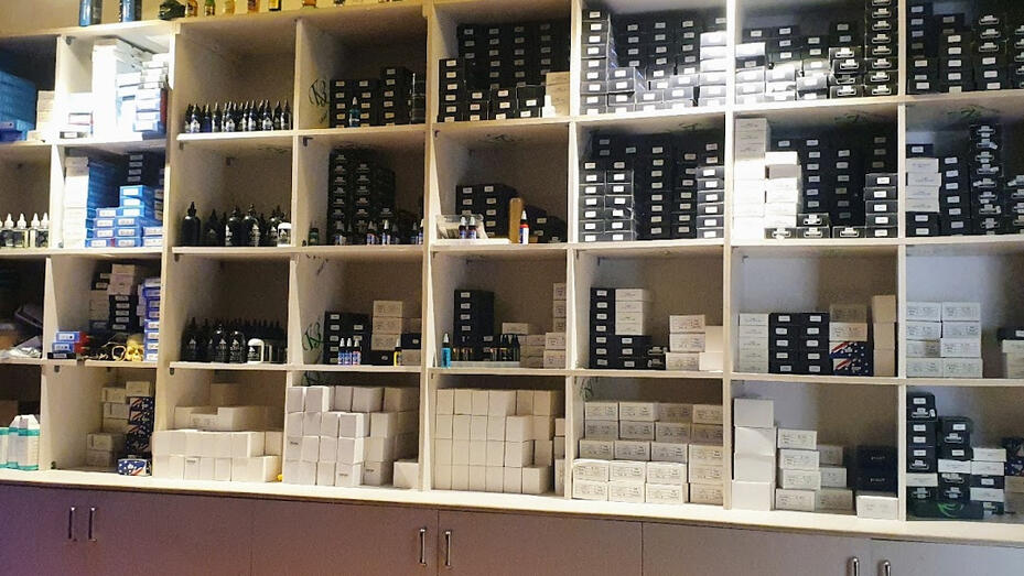 insumos de tatuajes tatto supply tintas agujas americanas cartuchos kit kits principiantes importados importador mejor precio calidad galaxy ink inkplay pigmentos dynamic solid spark black bird marco de la piel marco tattoo supply amazing tattoo jota